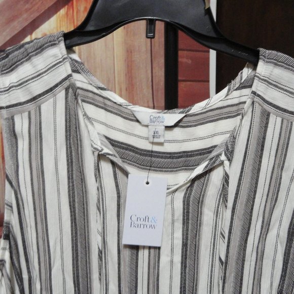 Crofts & Barrow light browns striped sleeveless shirt.NWT~Cute 2XL - Picture 3 of 3